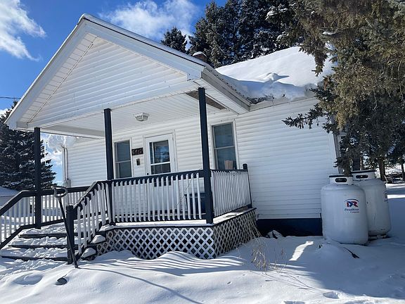 3rd image of 378 Van Buren Road