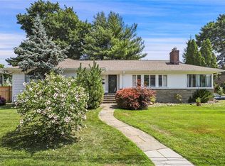 1304 Birch Hill Ln, Mamaroneck, NY 10543