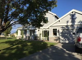 2 Dahlia Ct, Pasco, WA