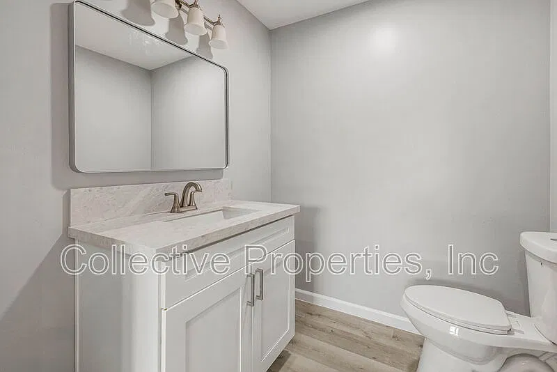 3 bed, 2.5 bath, 1465 sqft, $3,200 — Photo 3