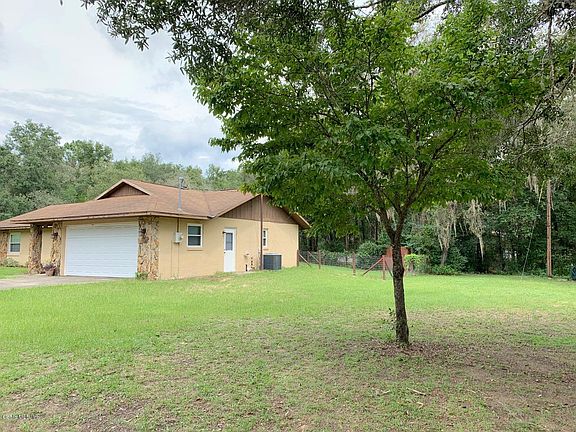 2nd image of 395 E Country Club Dr