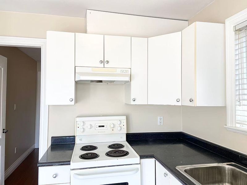 Vancouver House for rent - 1 Bedroom — photo 2