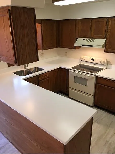 NW 65th Ave, Johnston — Photo 2