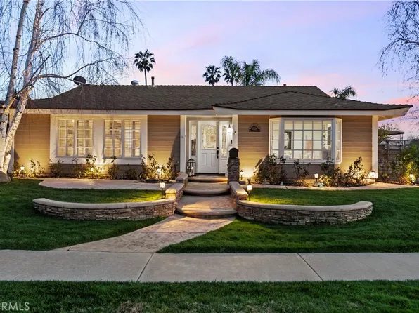 20256 Lakemore Dr, Santa Clarita, CA 91351