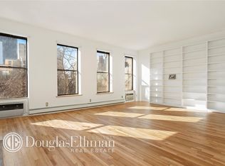 435 W 48th St APT 4A, New York, NY 10036