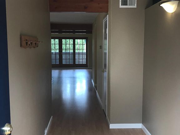 3rd image of 2133 Donald Dr APT 3