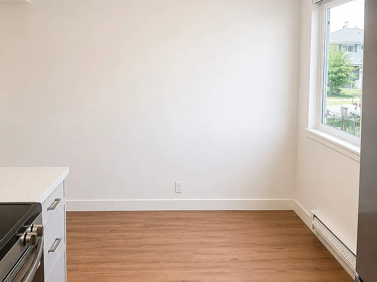 Blossom Hill Garden Apartments — Photo 32