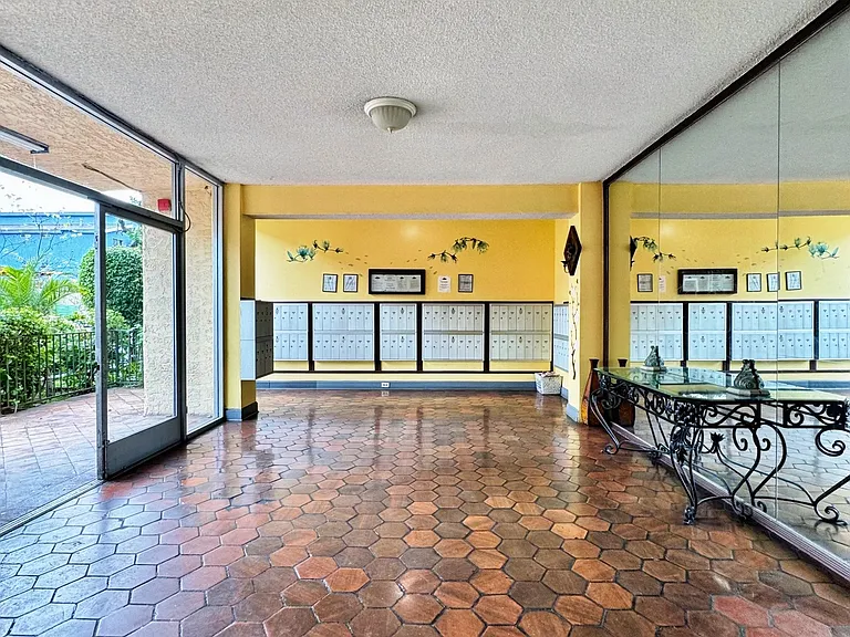333 N BERENDO - BERENDO APARTMENTS