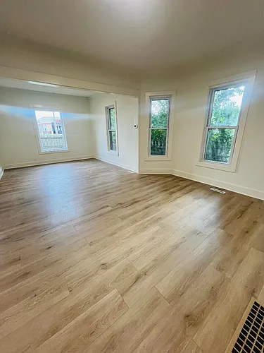 1504 Avenue A Photo 1