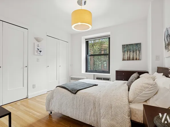 250 West 103rd Street image 7 of 12