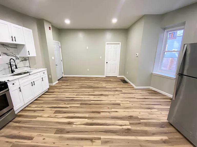 1426 W Rockland St #1 — Photo 10