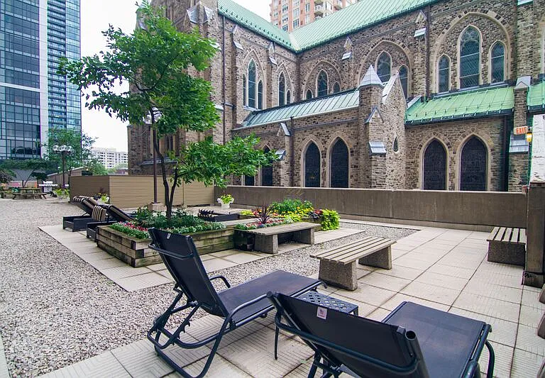 235 Bloor St E — Photo 8