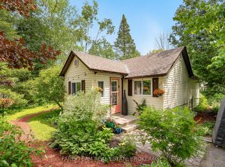 745 James St, Innisfil, ON L9S2G6