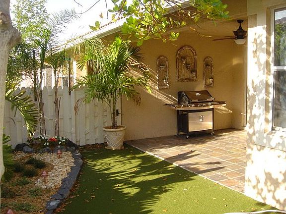 2nd image of 342 E Coral Trace Cir