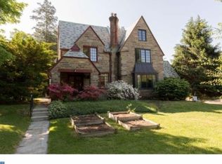 602 E Durham St, Philadelphia, PA 19119
