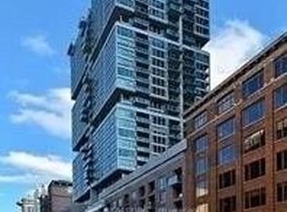 199 Richmond St W Unit 1009, Toronto, ON M5V 0H4