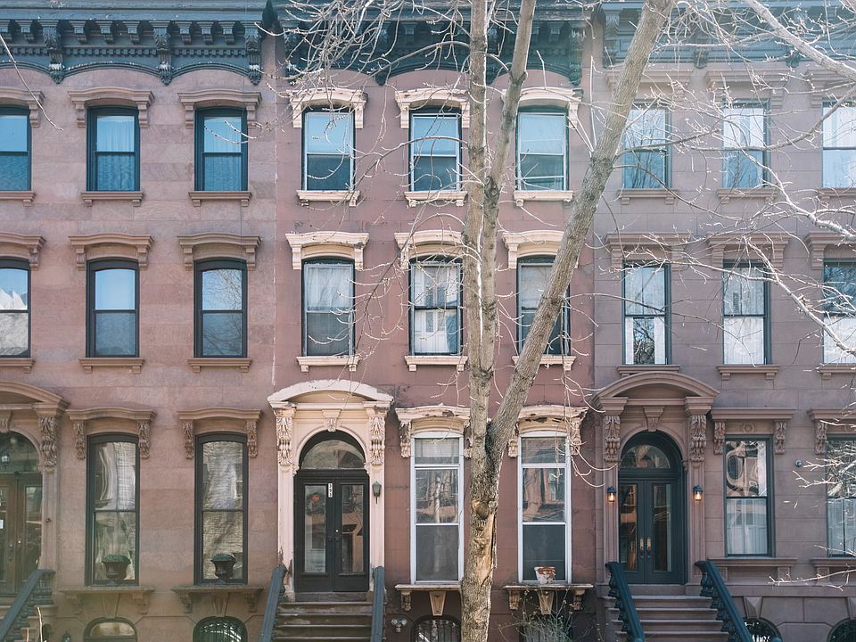 1st image of 393 Grand Ave