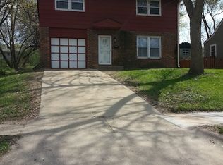 1422 Ashland Ave, Rockford, IL 61101