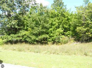 207 Farm Ln, Traverse City, MI 49696