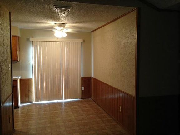 4th image of 2203 Hrbacek Ave