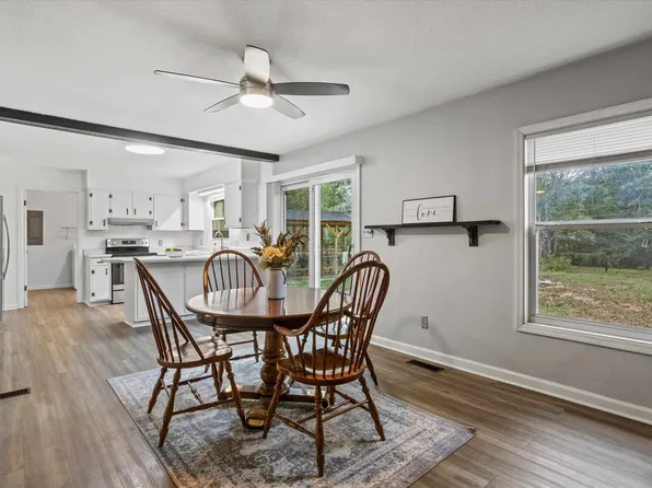 2121 Shadyoaks Dr, Tallahassee, FL 32303