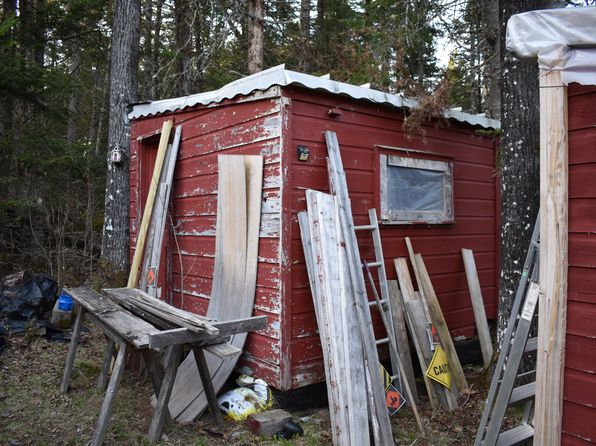 605 Park Road, Winn, ME 04495