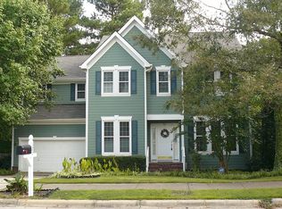 620 Penncross Dr, Raleigh, NC 27610