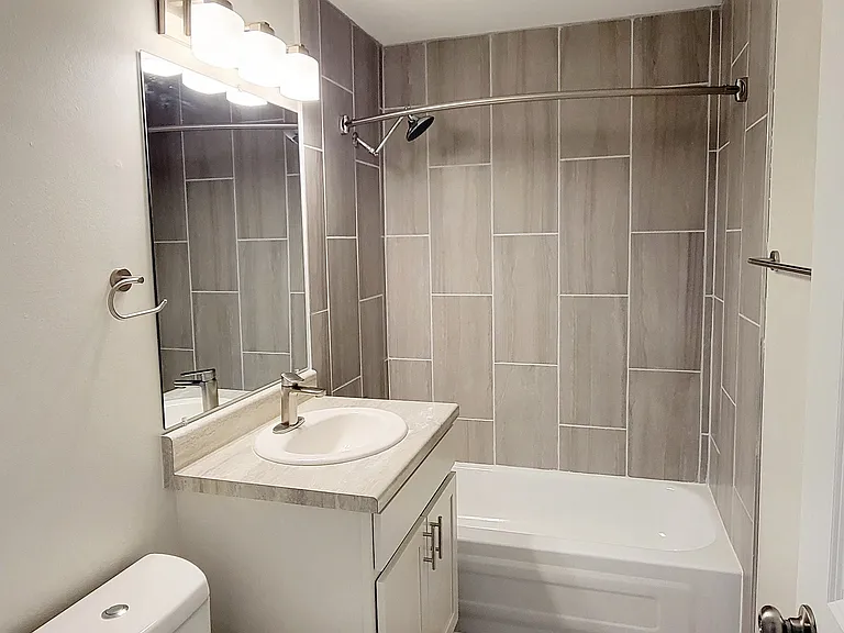 Lisle Station Apartments — Photo 72