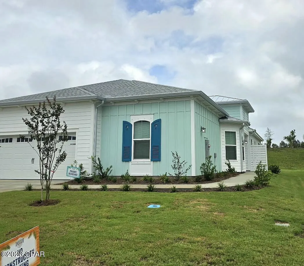 3 bed, 2.0 bath, 1773 sqft, $2,800 — Photo 2