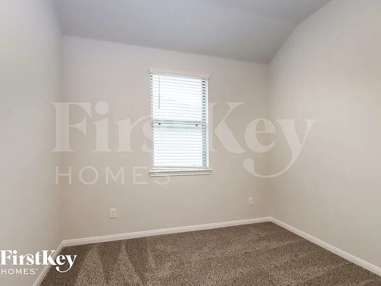 11024 Patriot Ct — Photo 13