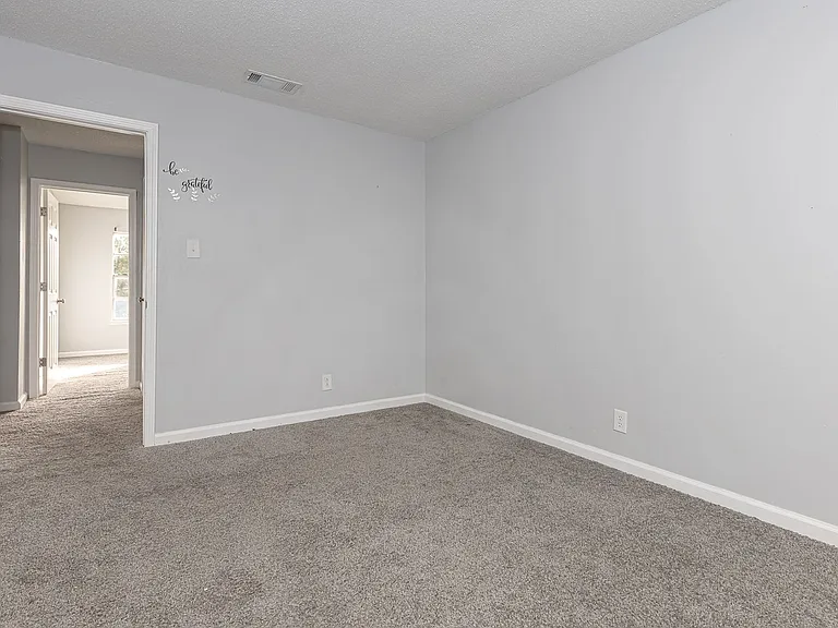 3419 Hospital Rd — Photo 36