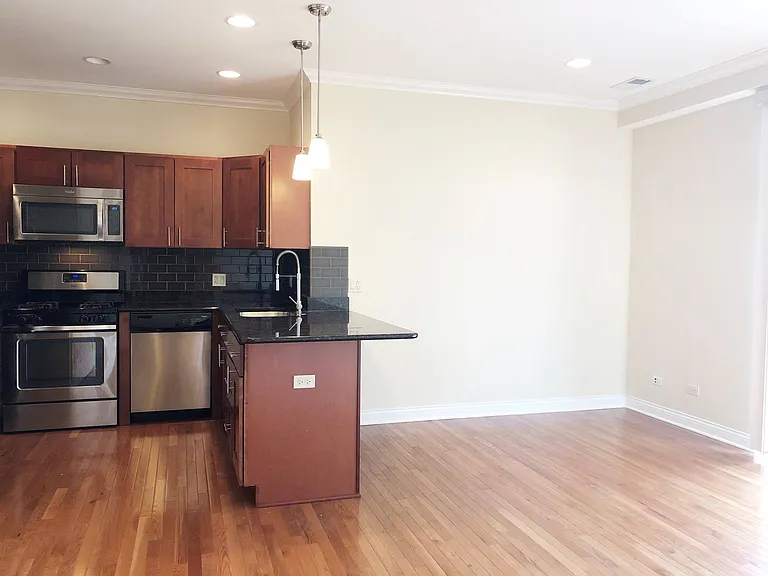 1334 W Morse Ave — Photo 11