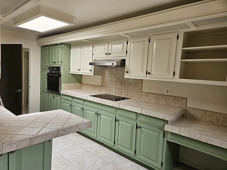 311 Calle Loma Norte — Photo 3