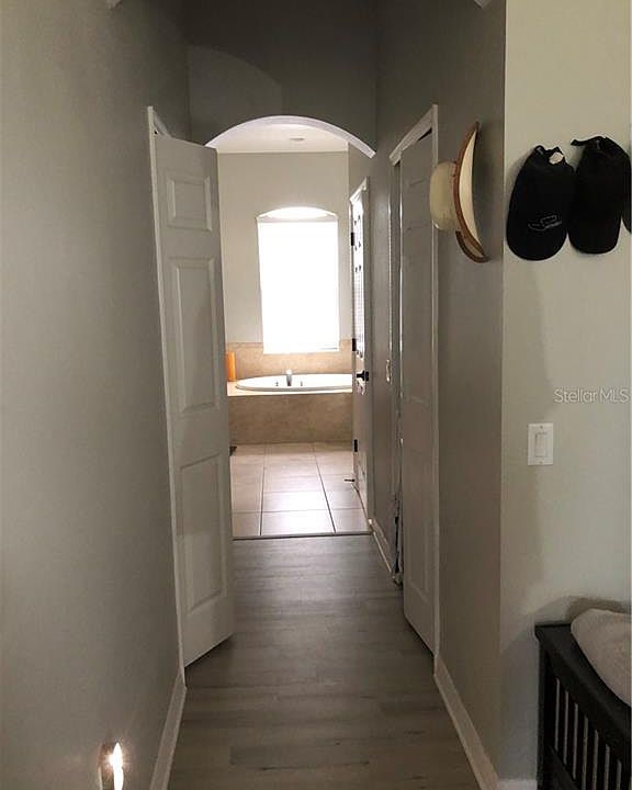 2nd image of 24444 Lakeview Pl