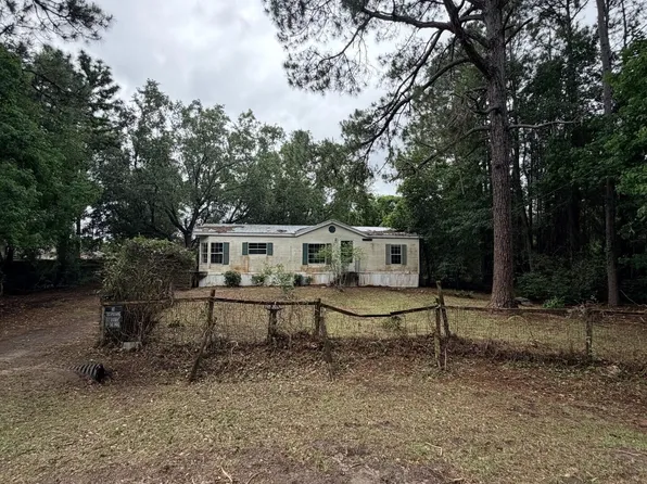 6709 Betty Ln, Navarre, FL 32566