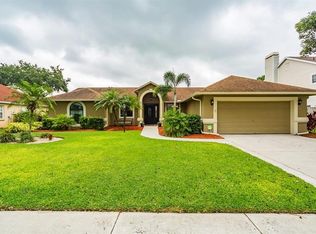 1403 Queensbury Ave, Valrico, FL 33596