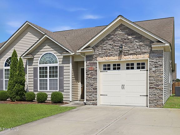 2nd image of 3504 Ellsworth Dr #B