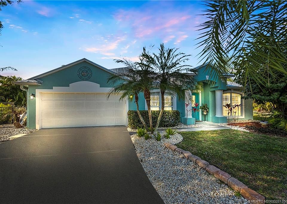 1st image of 407 NE Pecos Way