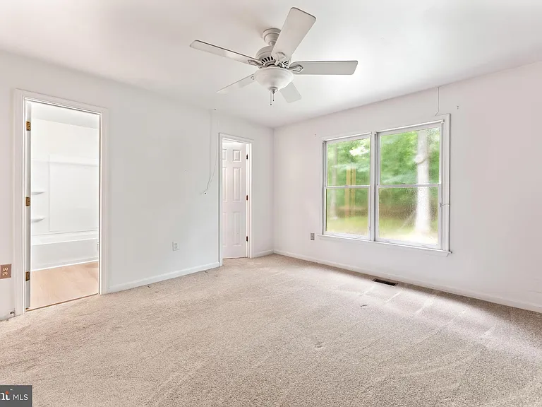 12820 Lake Wilderness Ln — Photo 13