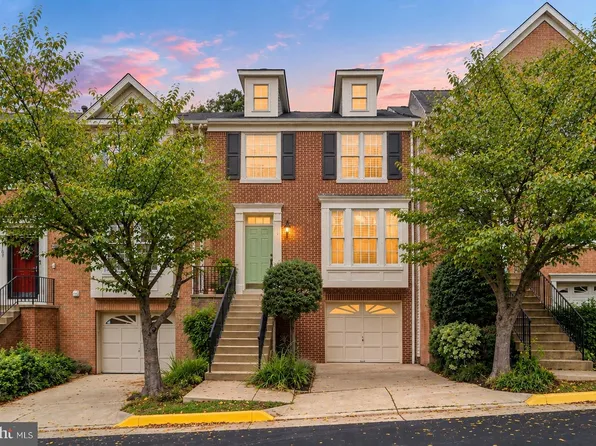 7109 Tanworth Dr, Springfield, VA 22152