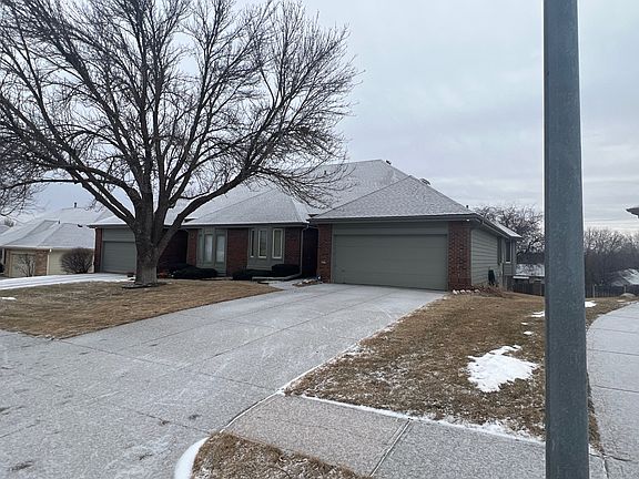 2nd image of 2319 N 133rd Cir