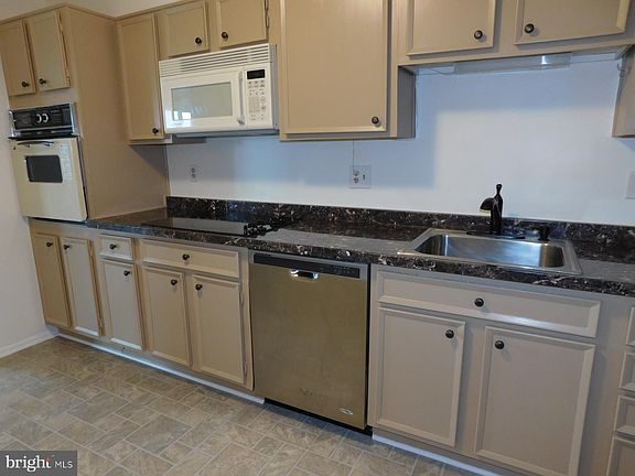 4th image of 5902 Mount Eagle Dr APT 1102