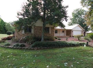 225 Crooks Rd, Seneca, SC 29678