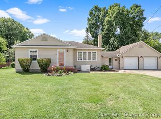 9 Market St, Middleville, MI 49333