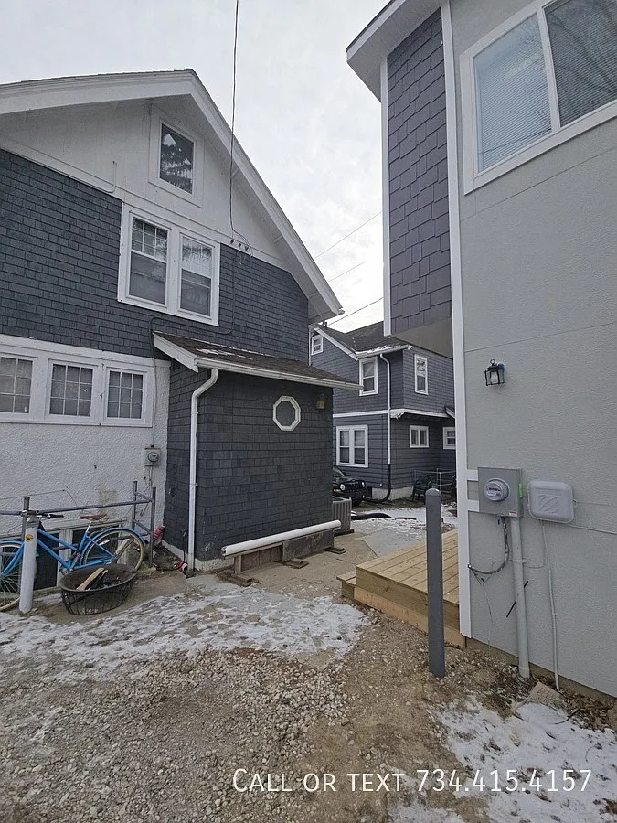 536 Walnut St Apt 1 — Photo 4