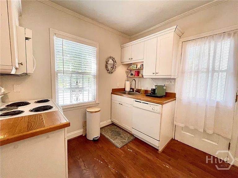 217 W Taylor St #215 — Photo 4