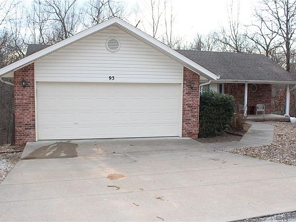 2nd image of 93 Islay Dr