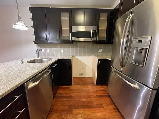 Rented by Queens Apartments Realty LLC | media 4