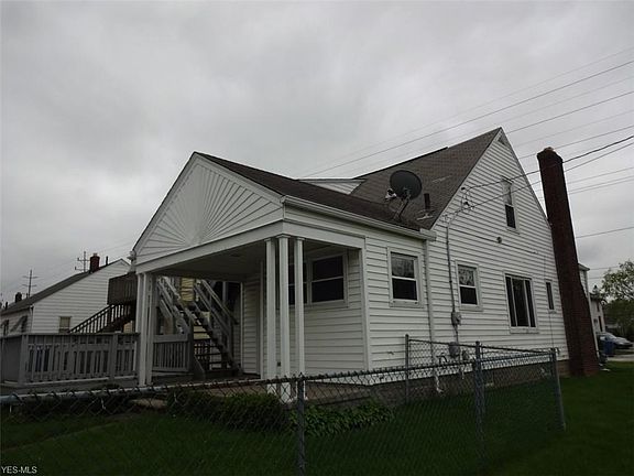 2nd image of 2303 Oberlin Ave