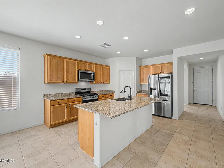 8954 W San Juan Ave — Photo 13